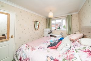 BEDROOM- click for photo gallery